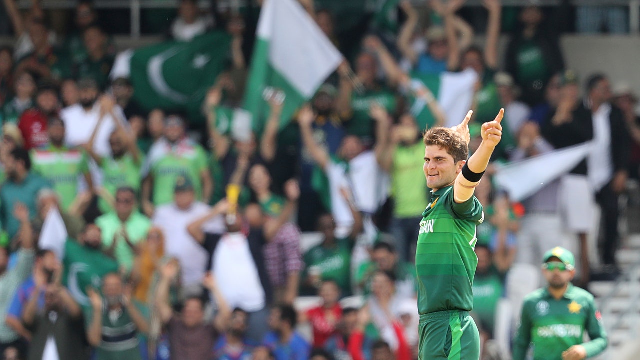Pakistan edges Afghans with 2 balls to spare, moves to 4th